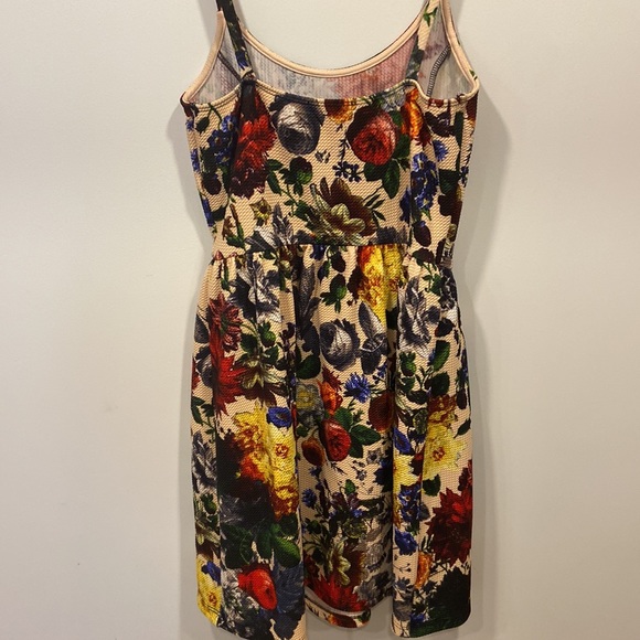 Floral dress - Picture 5 of 6